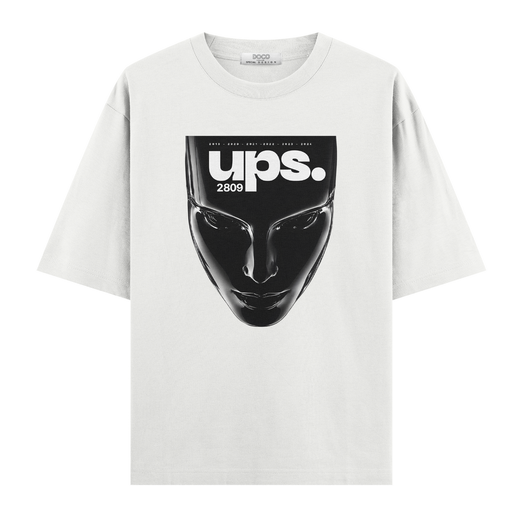 Ups - Oversize Tişört