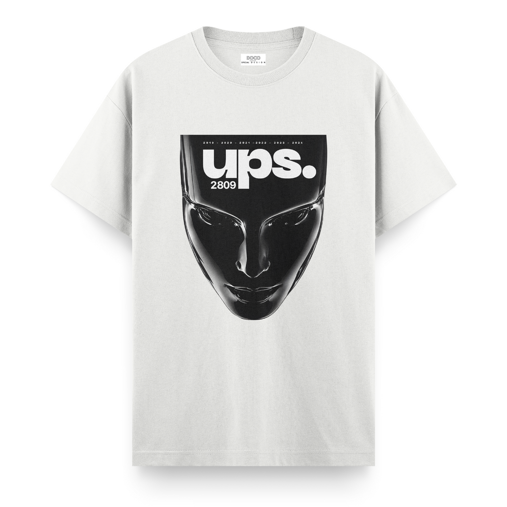 Ups - Regular Tişört